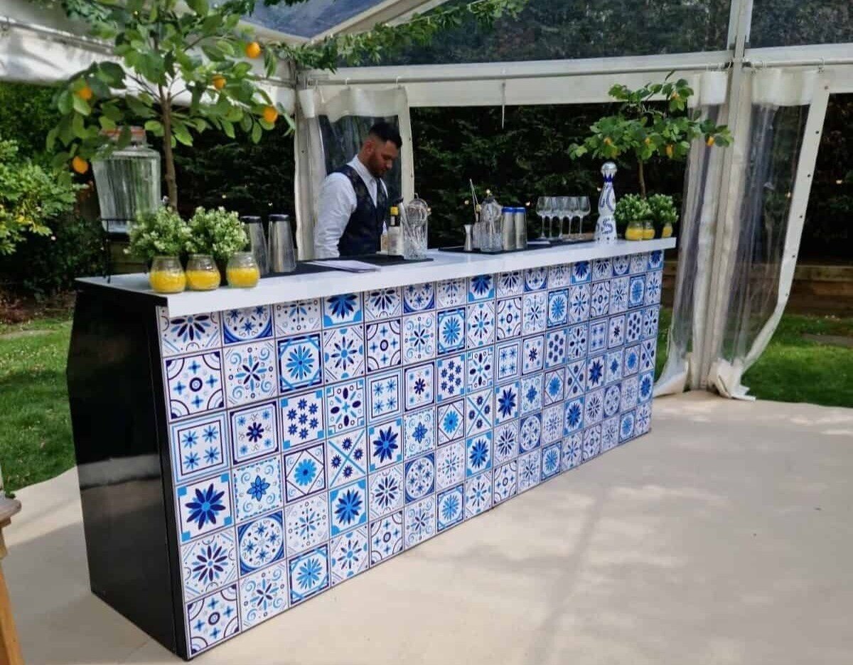 Mediterranean bar